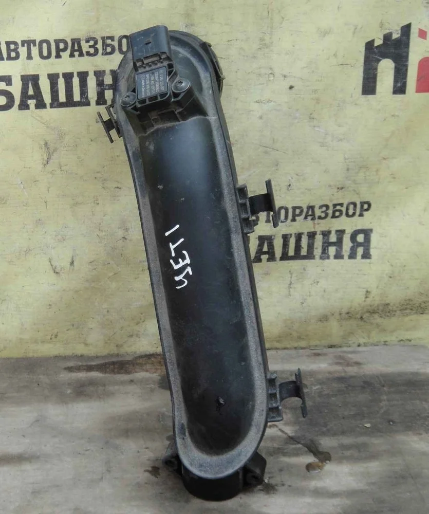 Патрубок турбины Skoda Yeti 2013 03F145673F CBZB