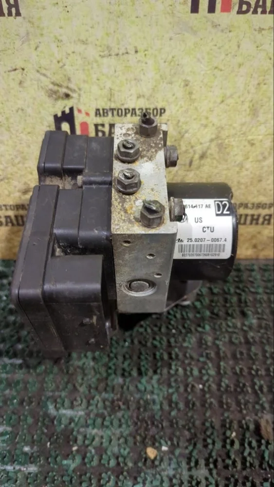 Блок управления ABS Volkswagen Jetta 1K0614117AE