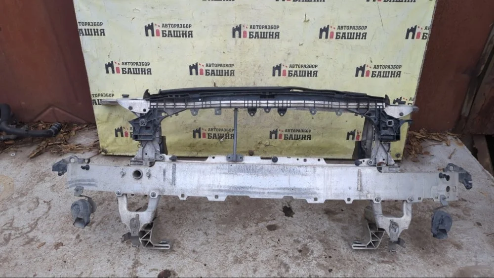 Панель передняя (телевизор) Mercedes -Class 2014 W205