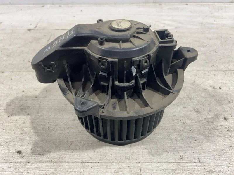Моторчик печки Ford Fiesta (08-12) ХЭТЧБЕК 5 ДВ.