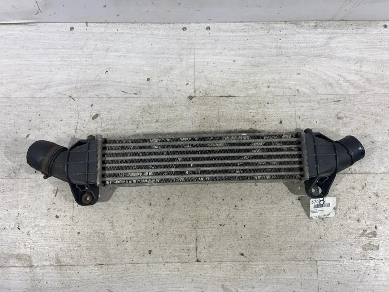 Интеркулер Ford Mondeo 3 (00-07) СЕДАН 2.0L