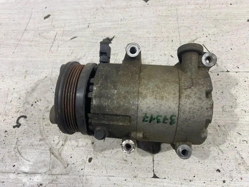 Компрессор кондиционера Ford Focus 2 (04-08) СЕДАН
