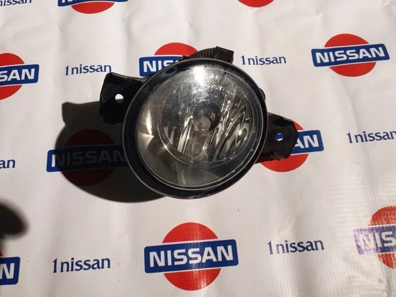 Фара противотуманная Nissan X Trail 2015 261508994A T32 R9M, передняя правая
