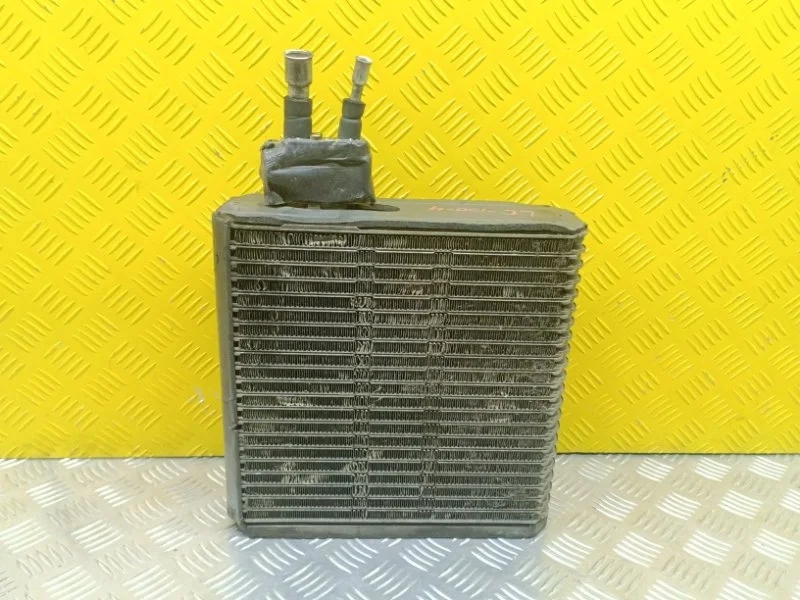Испаритель кондиционера Toyota Land Cruiser (100) 1998-2007 2000