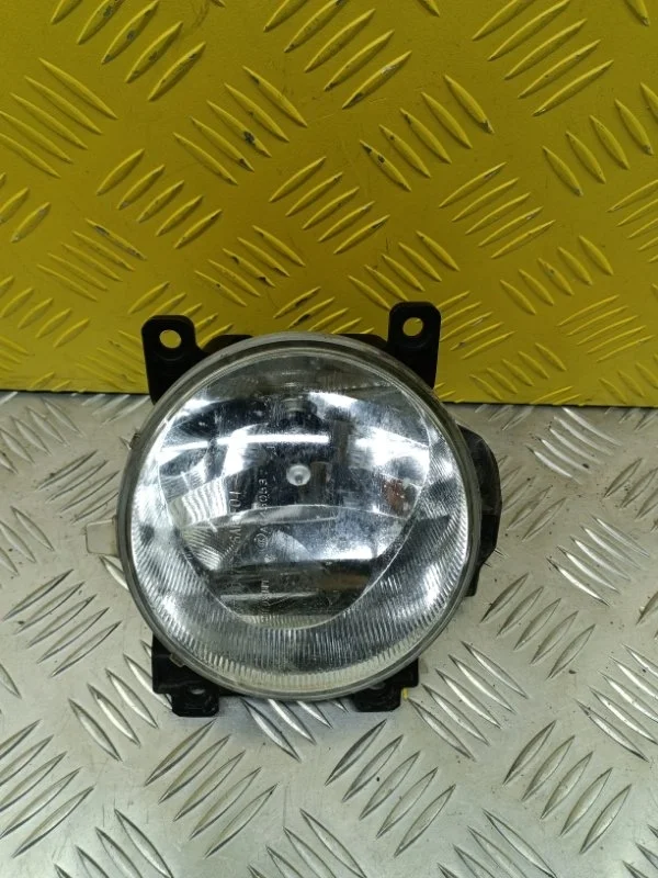 Фара противотуманная левая Toyota Rav 4 (CA40) (2012-2019) 2014