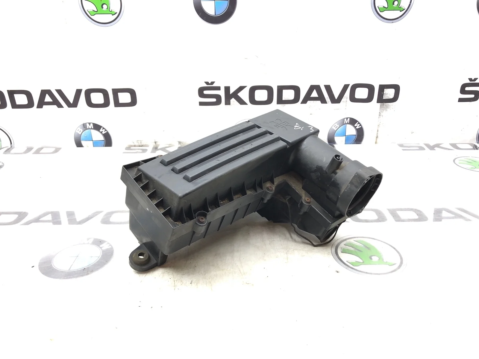 Корпус воздушного фильтра Skoda Octavia Rs 2010 3C0129607BC A5 (1Z) 2.0 CEGA