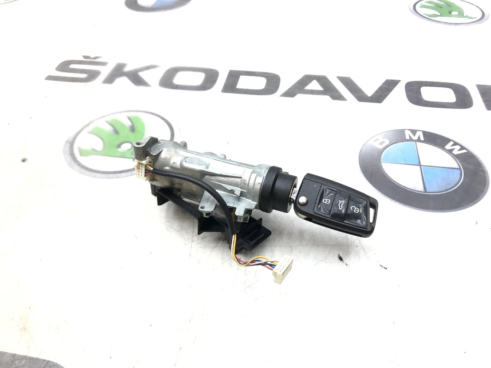 Замок зажигания Skoda Superb 2018 1K0905851 3 (3V) 1.6 DCXA