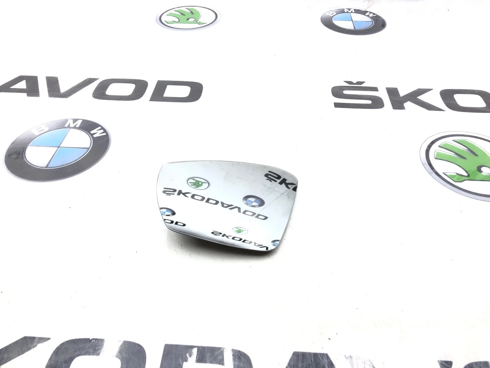 Зеркальный элемент Skoda Octavia 2017 5E0857521 A7 (5E) 1.6 DDYA, левый