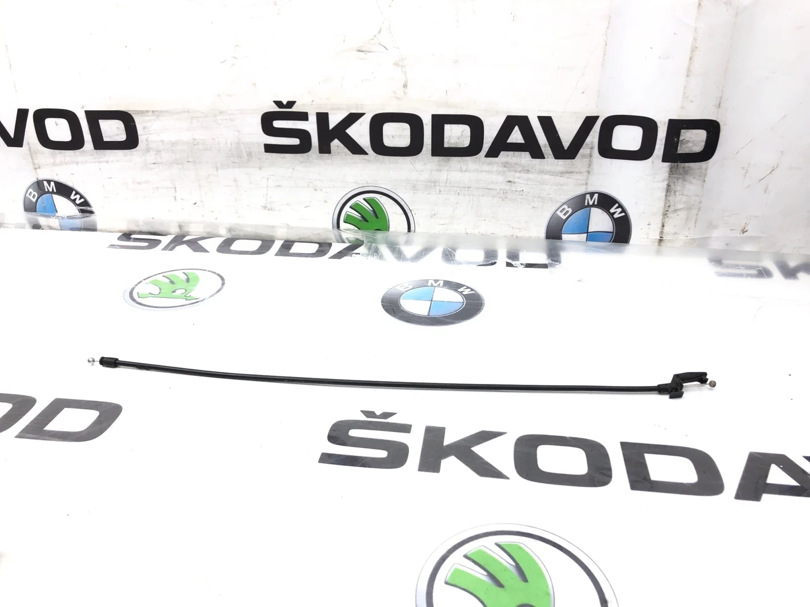 Трос замка капота Skoda Octavia 2017 5E0823531A A7 (5E) 1.6 DDYA
