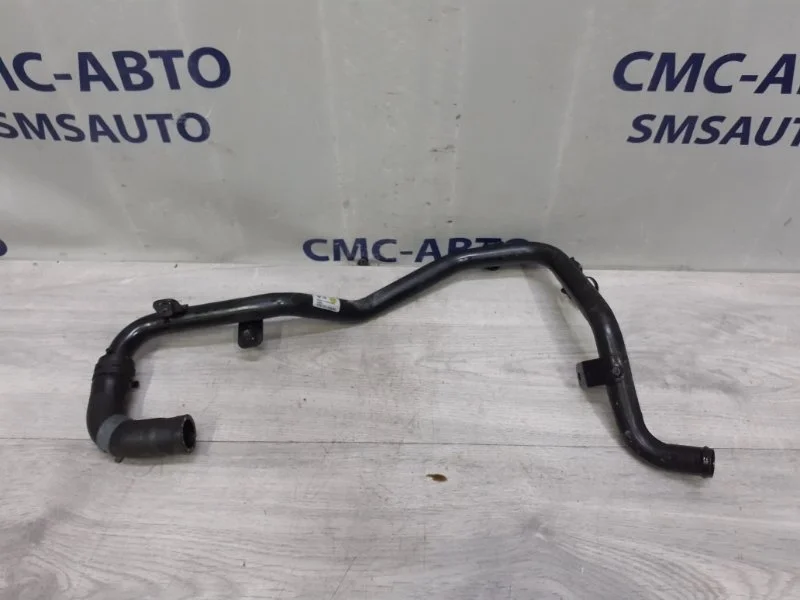 Патрубок охлаждения Volkswagen Touareg 7P0121070AD NF