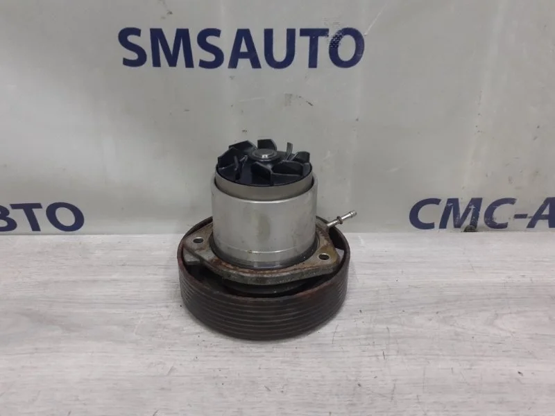 Помпа системы охлаждения Volkswagen Touareg 03H121008B NF