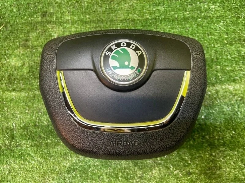 Подушка безопасности в руль Skoda Superb 2 2010