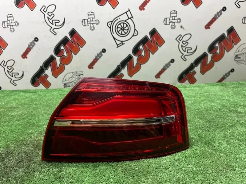 Фонарь Audi A8 4H0945096K D4, задний правый