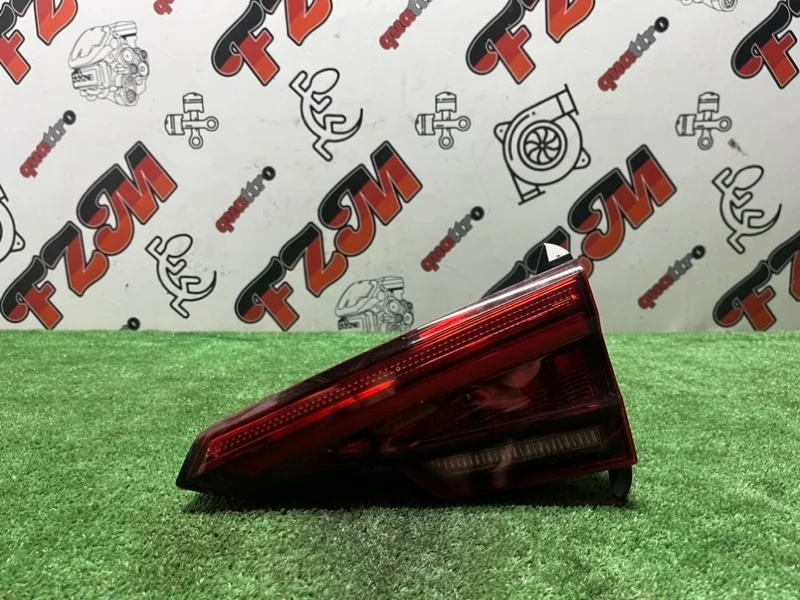 Фонарь Audi A4 8W5945094B B9, задний правый