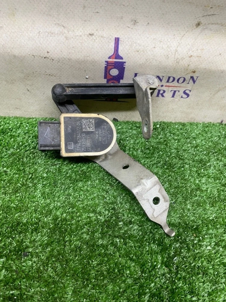 Датчик дорожного просвета BMW F30