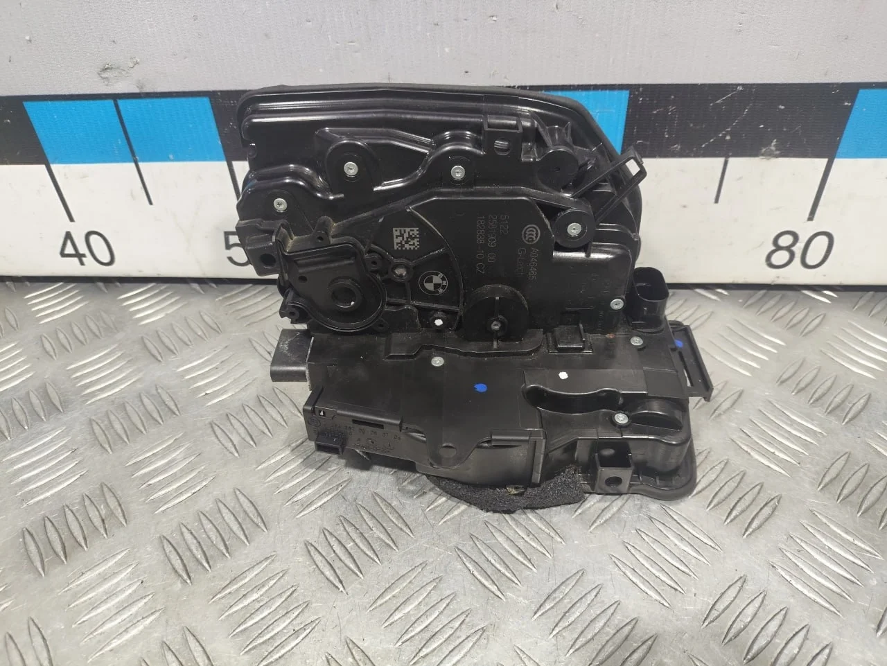 [Б/У] Замок двери задней левой BMW [Код: 00567332 ]