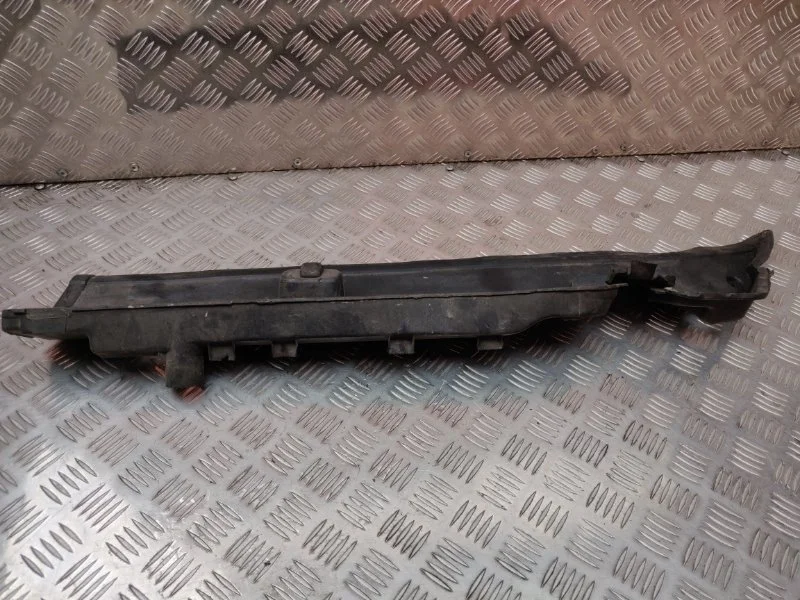 Жабо левое Peugeot Boxer