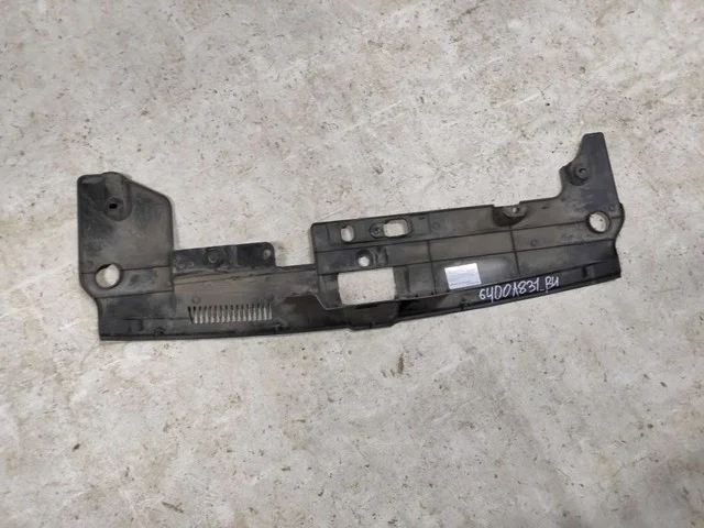Накладка замка капота MITSUBISHI LANCER X CY 2007-2010, LANCER X CY 2010-2014