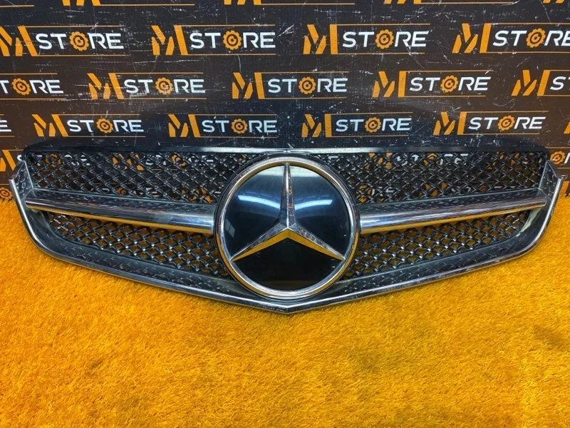 Решетка радиатора Mercedes-Benz -class 2010 C207