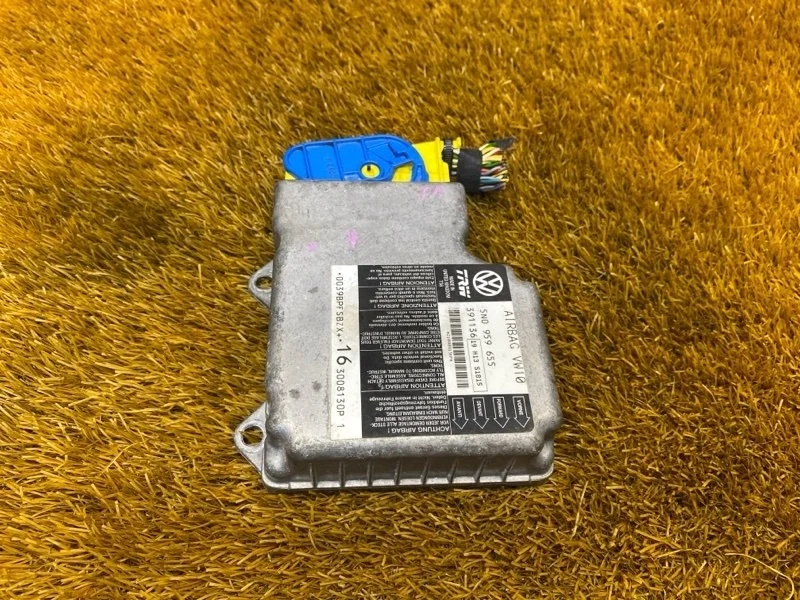 Блок управления airbag Volkswagen Passat CC 2008 B6/358