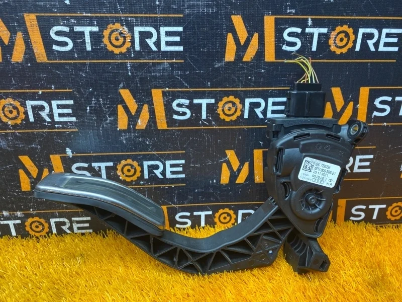 Педаль газа Audi A4 2011 B8/8K