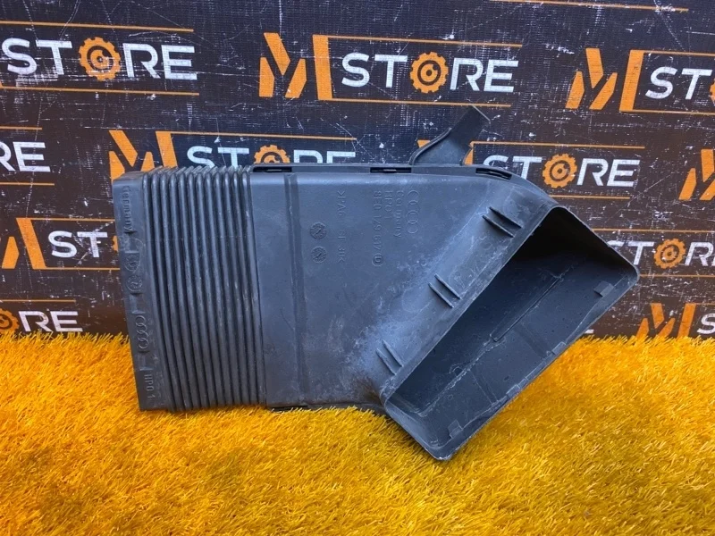 Патрубок воздухозаборника Audi A4 2005 B7/8E