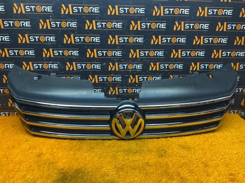 Решетка радиатора Volkswagen Passat 2011 B7