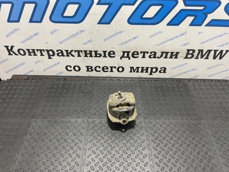 Подушка двигателя Bmw X5M 22116793642 Е70 S63B44A