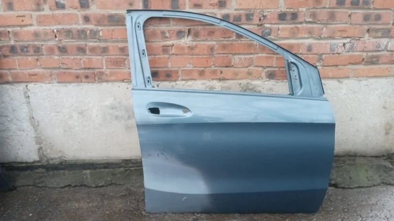 Дверь передняя правая Mercedes-Benz B-Klacc W246