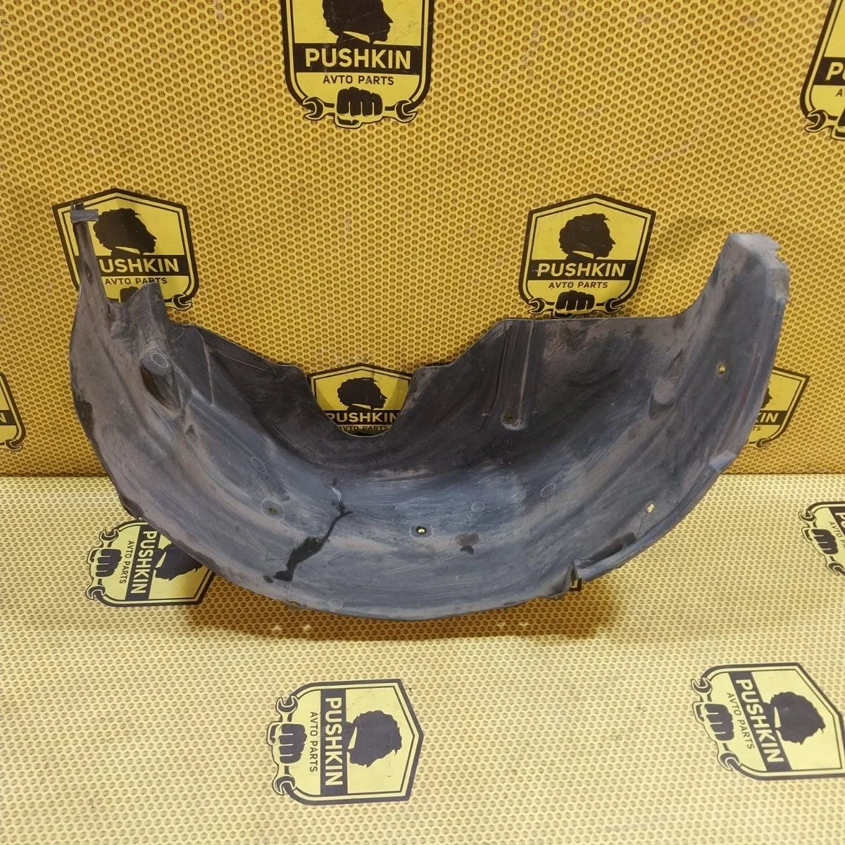 Подкрылок Nissan Primera 2005 P12
