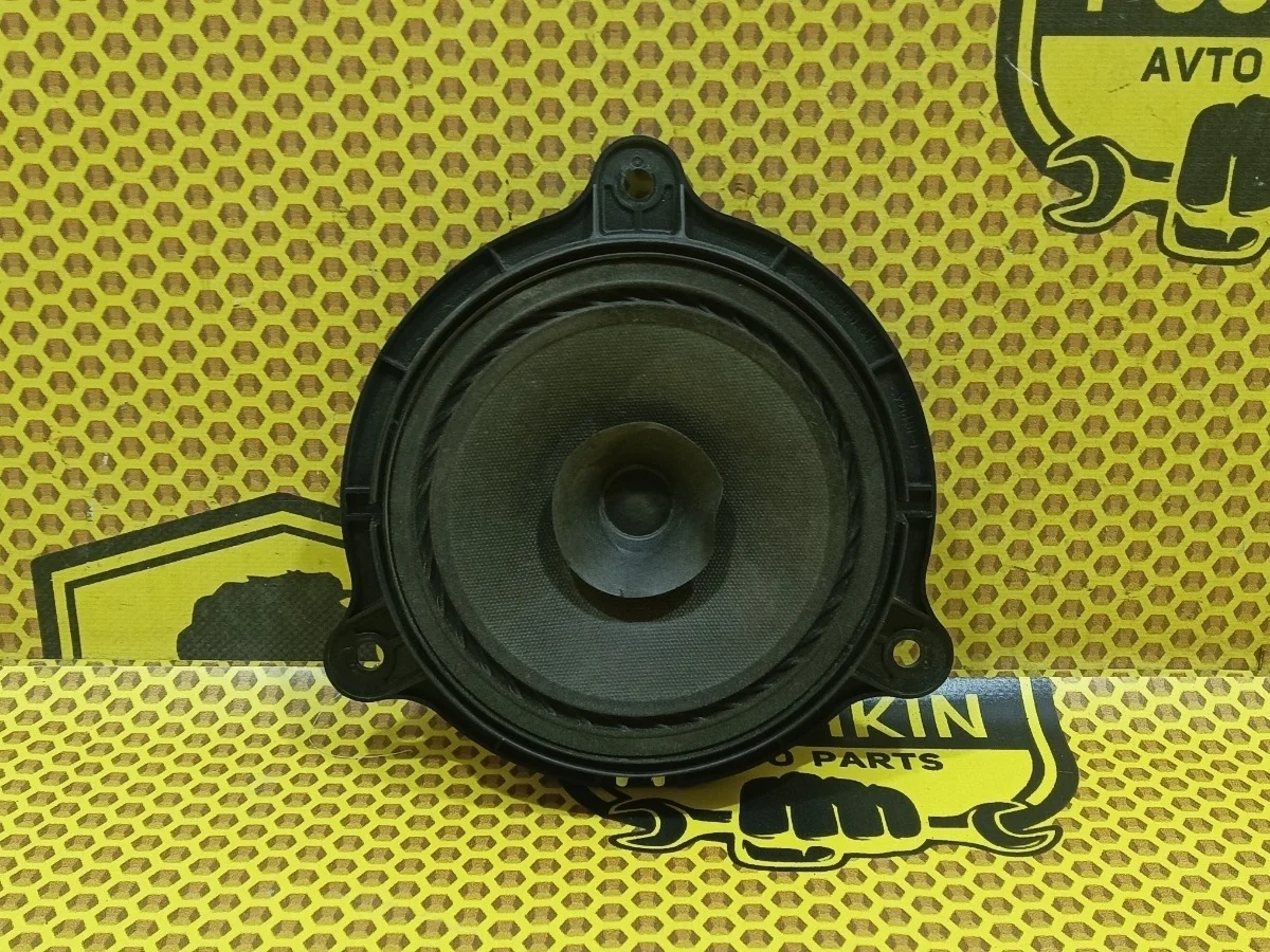 Динамик колонка Nissan Juke 2012 F15