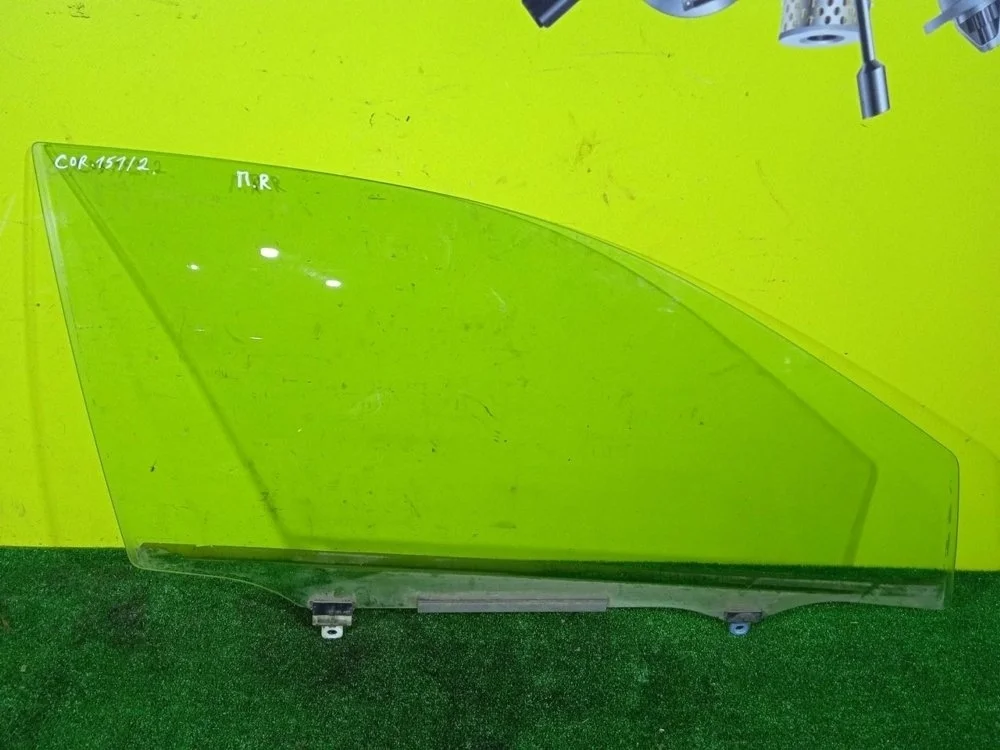 Стекло двери Toyota Corolla 2011 150