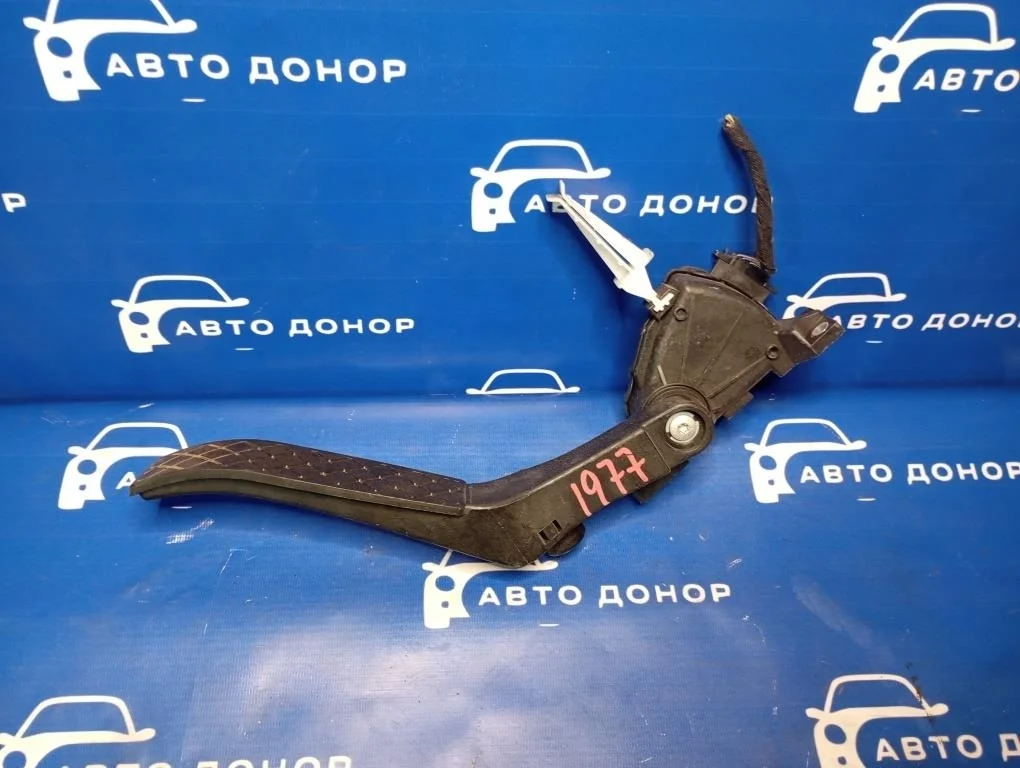 педаль газа VOLKSWAGEN TOUAREG 7LA BHK