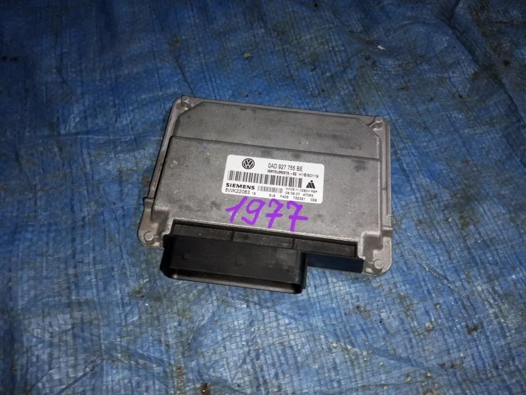 блок управления раздаточной коробкой VOLKSWAGEN TOUAREG 7LA BHK