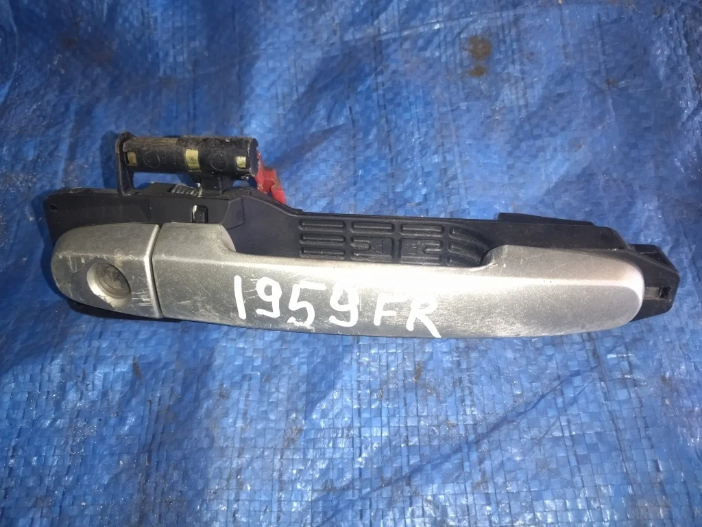 ручка двери TOYOTA CAMRY ACV30 -