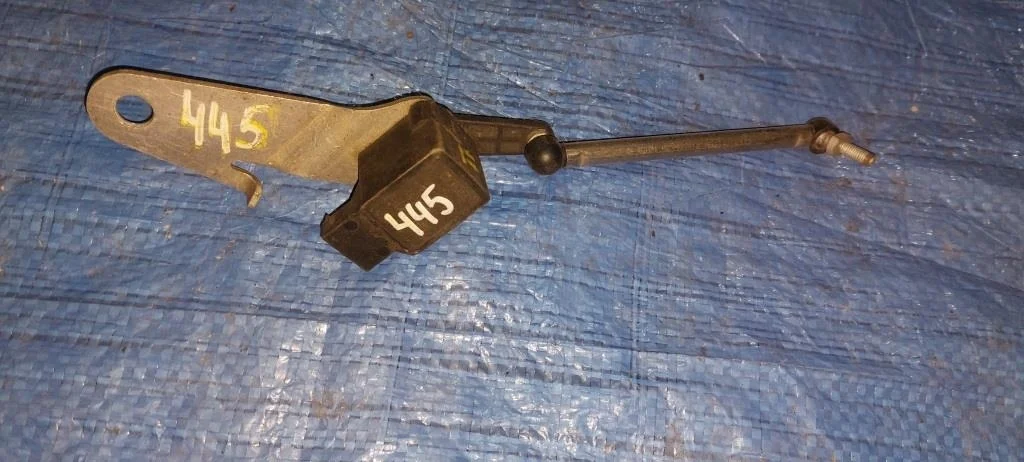 датчик положения кузова BMW 5-Series E60 M54B25