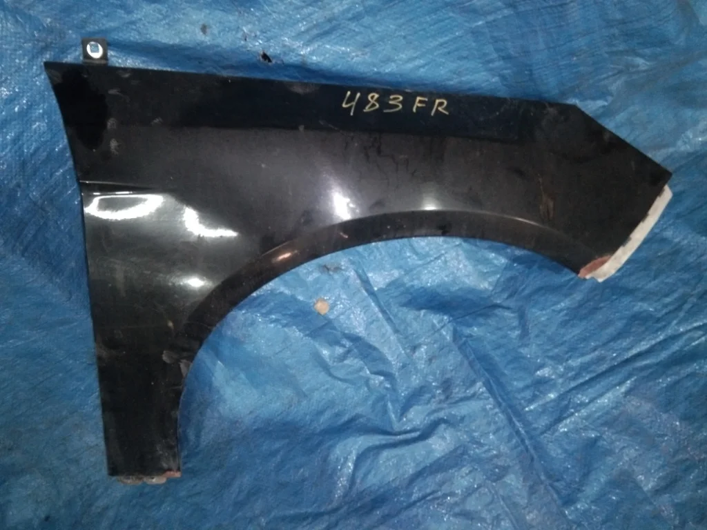 крыло FORD FOCUS CB8 IQDB