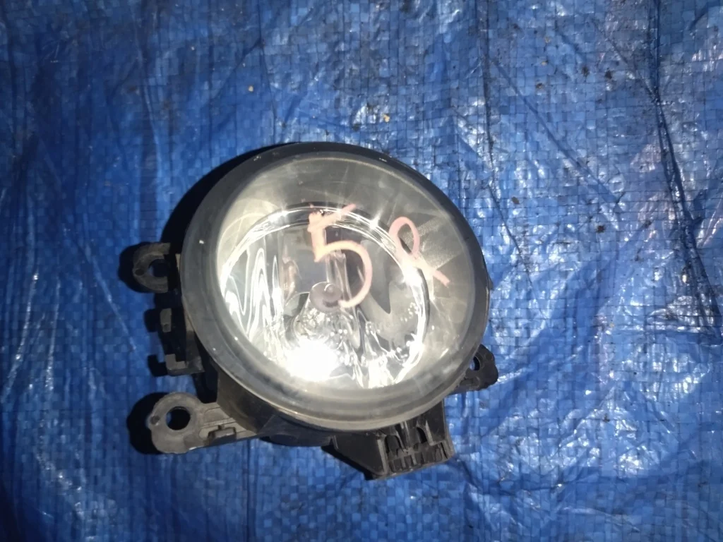 фара противотуманная LAND ROVER FREELANDER L359 204PT