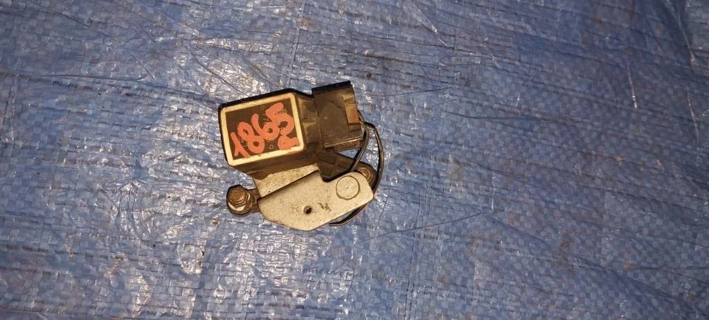 датчик положения кузова BMW 5-Series E60 N52B25