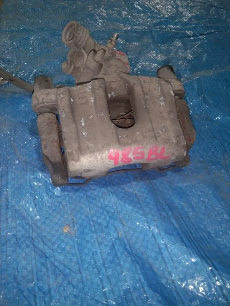 суппорт FORD FOCUS CB8 IQDB