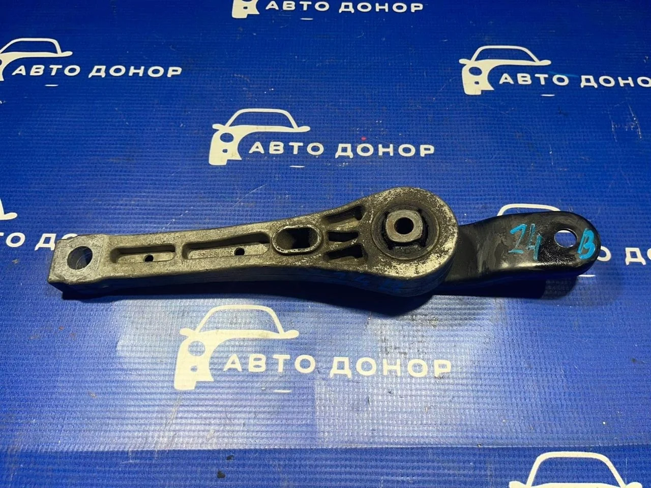 подушка двигателя VOLKSWAGEN PASSAT CC 357 CAWB
