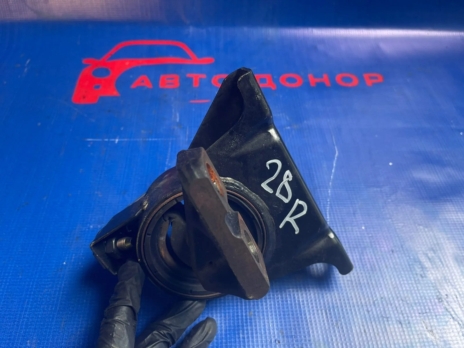 подушка двигателя MAZDA PREMACY CP8W FPDE