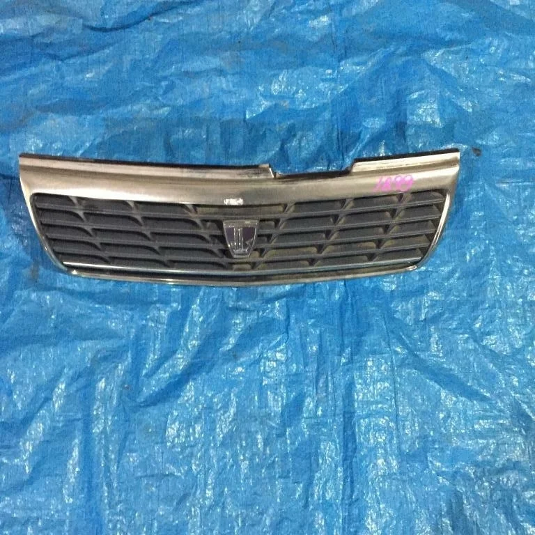решетка радиатора NISSAN LIBERTY PM12 -