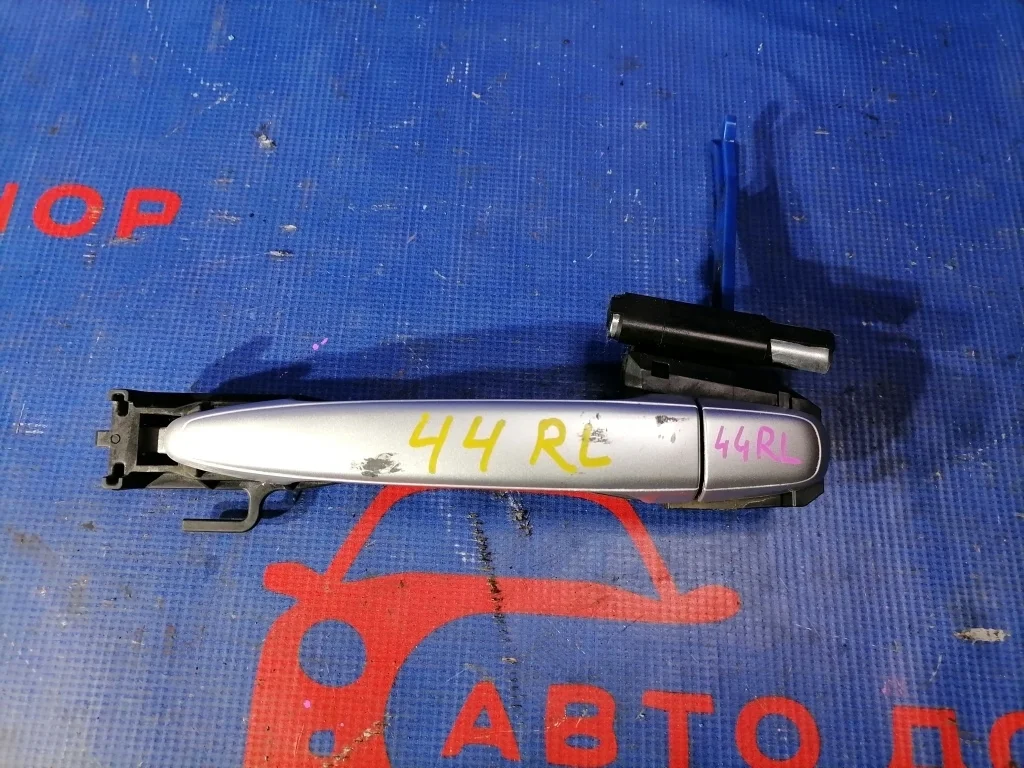 ручка двери TOYOTA WISH ZNE14 1ZZFE