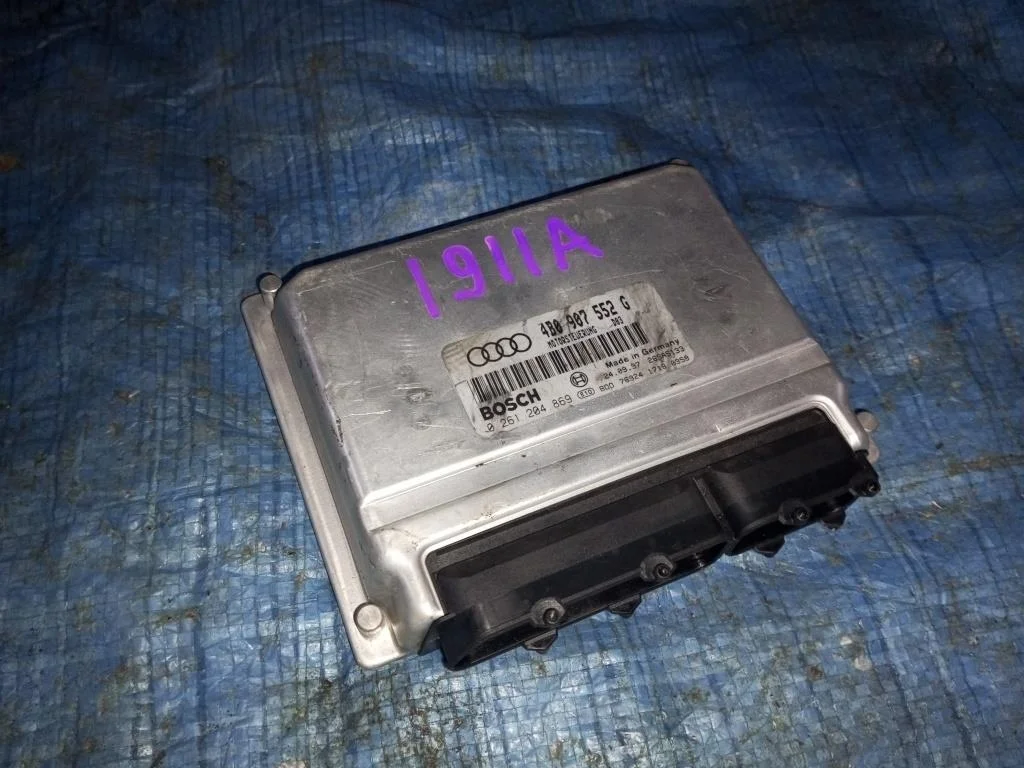 блок управления двс AUDI A6 4B2 AML, ARJ