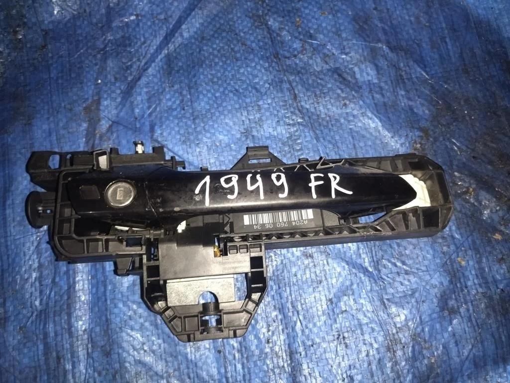 ручка двери MERCEDES-BENZ C-Class W204.041 -