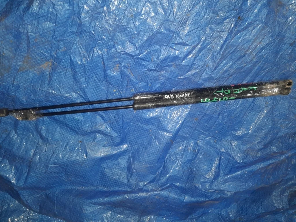 амортизатор капота MERCEDES-BENZ C-Class W204.041 -