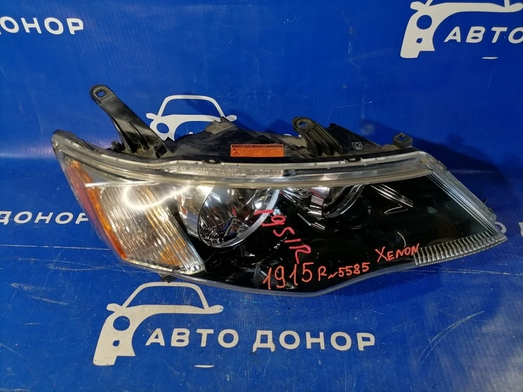 фара MITSUBISHI OUTLANDER CW4W -
