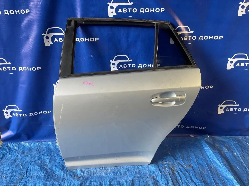 дверь TOYOTA AVENSIS ZRT272 -