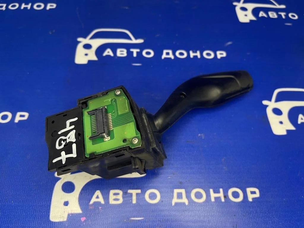 блок подрулевых переключателей FORD FOCUS CB8 IQDB